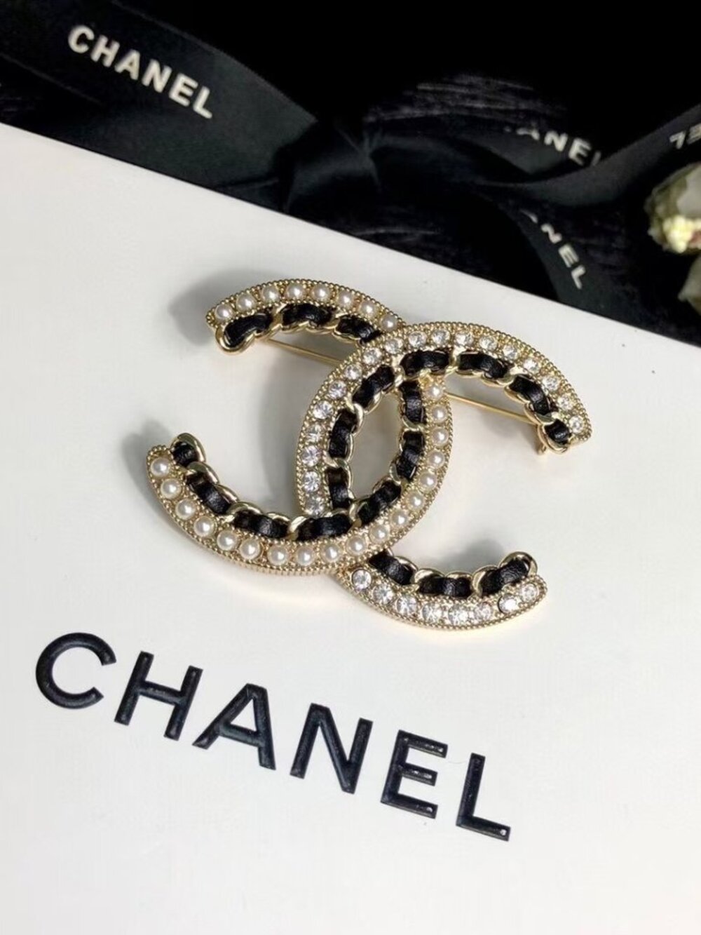 Chanel Classic Interlocking CC Brooch